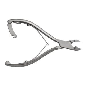 Nail scissors