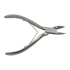 Nail nippers